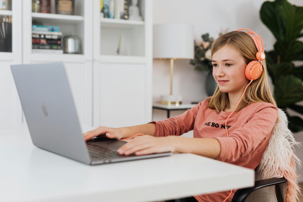 Online courses of Slovak for children - private