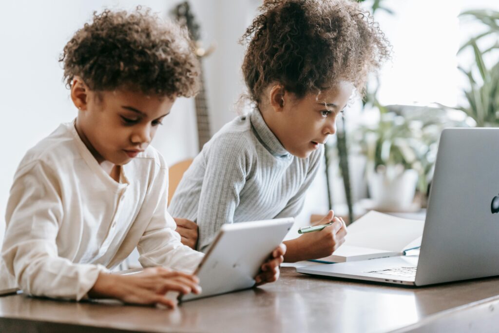 Online courses of Slovak for children - semi-private